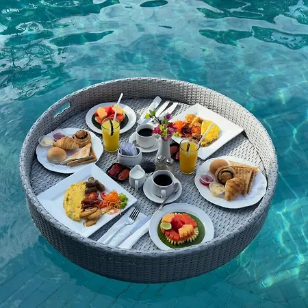 Legian Paradiso Hotel