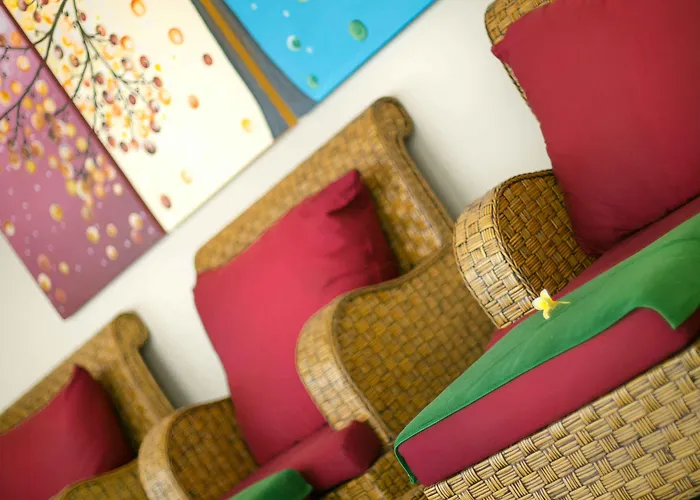 Paradiso Hotel 3*
