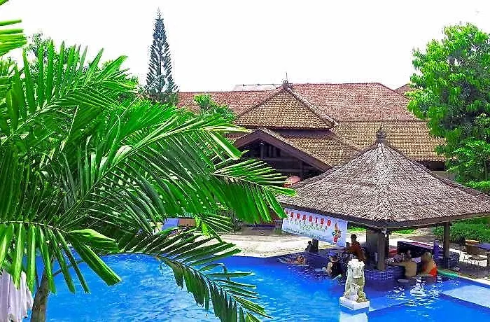 Paradiso Hotel 3*